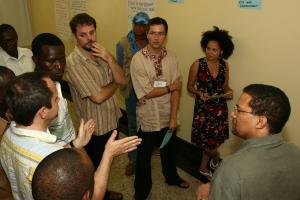 Miembros de APC members debaten las prioridades estratégicas para 2009-12