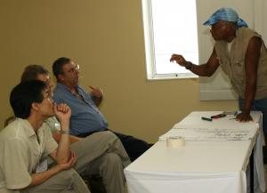 Miembros de APC members debaten las prioridades estratégicas para 2009-12