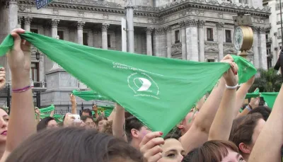  image linking to Los 15 de la campaña por el aborto legal: la Marea Verde no salió a las calles, pero inundó las redes 