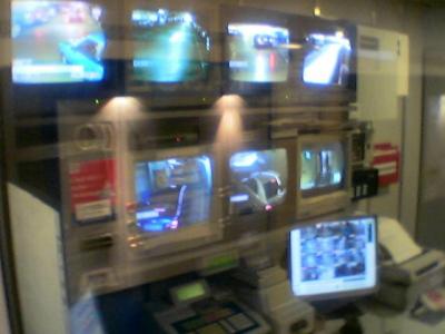 Photo: fukami, used under CC BY 2.0 licence (https://flic.kr/p/aTJxk) image linking to Unregulated CCTV in Zambia sparks data privacy concerns