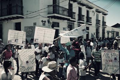  image linking to Organizaciones internacionales de sociedad civil exigen que el gobierno de Colombia detenga inmediatamente la represión a la protesta y garantice el ejercicio de derechos dentro y fuera de línea 