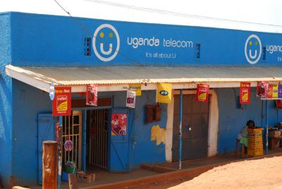 image linking to Comment accélérer la migration au numérique en Ouganda sans oublier personne