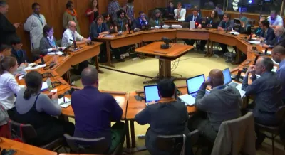  image linking to Dynamic Coalition on Community Connectivity at IGF 2018: Connection "for the community with the community by the community" 